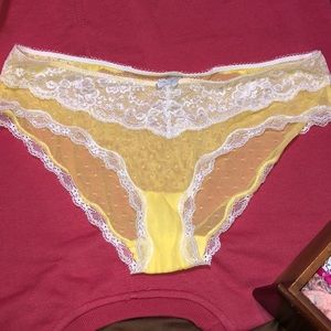 Yellow Victoria’s Secret Lace Panties Size Large
